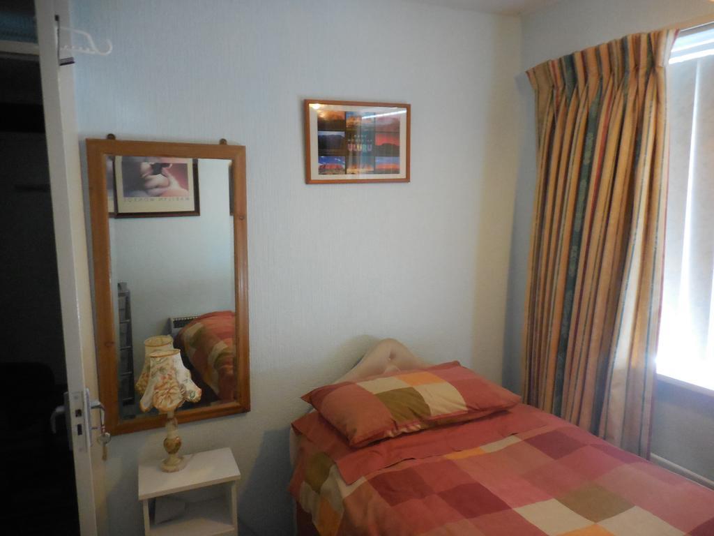 The Tulip Tree Guest House Wilmslow Ruang foto